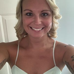 Meet your Posher, Justine